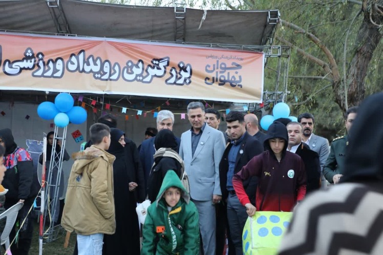 جشنواره فرهنگی و هنری اقوام ایرانی در باقرشهر برگزار شد 